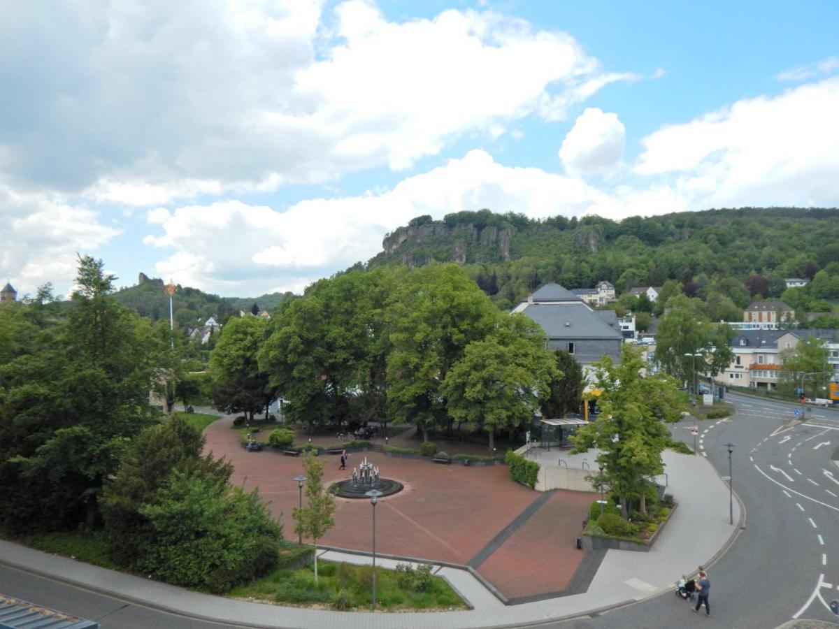 Hotel garni Am Brunnenplatz Gerolstein Exterior foto